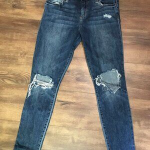 Joe's Jeans - Skinny Jean Distressed Size 28